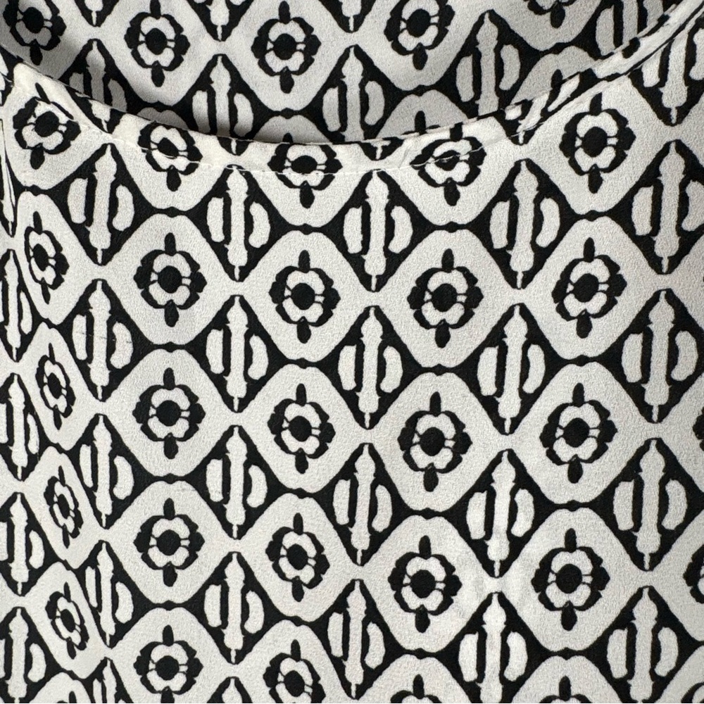 Pleione Women's Blouse Sz Medium Black White Pullover Long Sleeve Work Career - Picture 6 of 6
